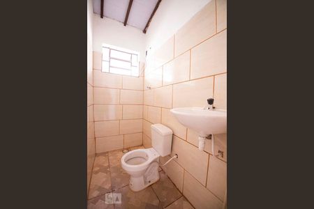 banheiro de apartamento para alugar com 1 quarto, 40m² em Jardim Santa Lúcia, Campinas