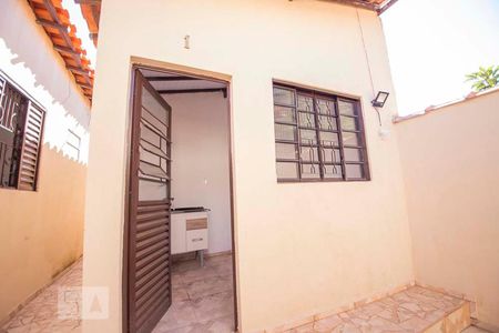 fachada de apartamento para alugar com 1 quarto, 40m² em Jardim Santa Lúcia, Campinas