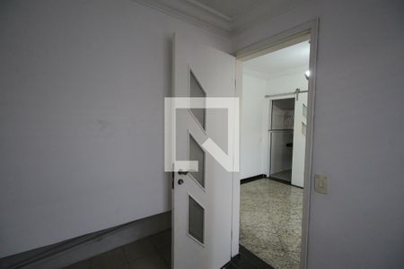 Casa à venda com 200m², 3 quartos e 3 vagasEscritório