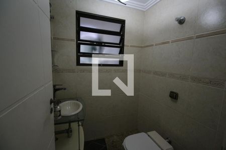 Casa à venda com 200m², 3 quartos e 3 vagasLavabo