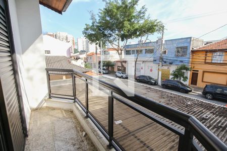 Casa à venda com 200m², 3 quartos e 3 vagasVaranda