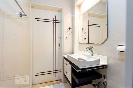 Apartamento à venda com 70m², 2 quartos e sem vagaBanheiro