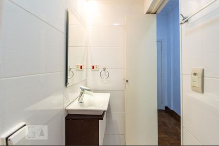 Apartamento à venda com 70m², 2 quartos e sem vagaBanheiro