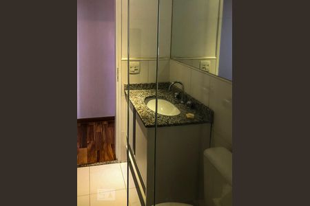 Banheiro de apartamento à venda com 2 quartos, 91m² em Cambuci, São Paulo