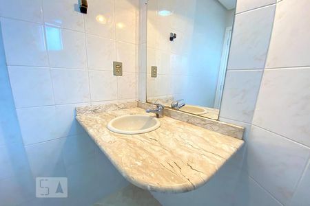 Apartamento à venda com 125m², 2 quartos e 2 vagas Apartamento à venda com 125m², 2 quartos e 2 vagas Banheiro da Suíte