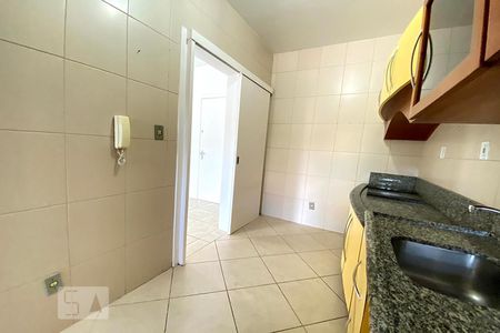 Apartamento à venda com 125m², 2 quartos e 2 vagas Apartamento à venda com 125m², 2 quartos e 2 vagasCozinha