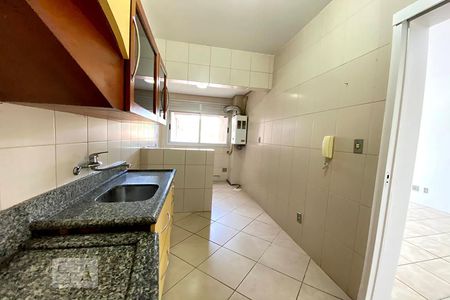 Apartamento à venda com 125m², 2 quartos e 2 vagas Apartamento à venda com 125m², 2 quartos e 2 vagasCozinha e lavanderia