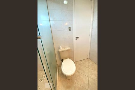 Apartamento à venda com 125m², 2 quartos e 2 vagas Apartamento à venda com 125m², 2 quartos e 2 vagas Banheiro da Suíte