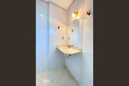 Apartamento à venda com 125m², 2 quartos e 2 vagas Apartamento à venda com 125m², 2 quartos e 2 vagas Banheiro da Suíte