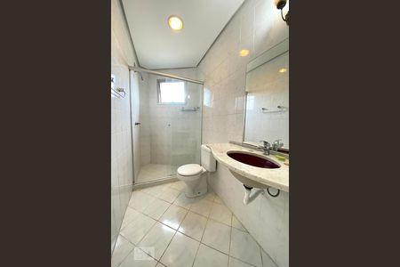 Apartamento à venda com 125m², 2 quartos e 2 vagas Apartamento à venda com 125m², 2 quartos e 2 vagasBanheiro 2