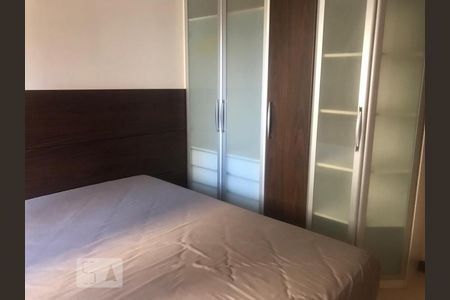 Apartamento à venda com 205m², 3 quartos e 4 vagas Apartamento à venda com 205m², 3 quartos e 4 vagasQuarto