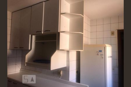 Apartamento à venda com 205m², 3 quartos e 4 vagas Apartamento à venda com 205m², 3 quartos e 4 vagasCozinha
