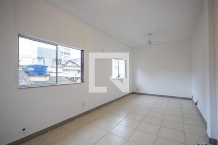 Casa à venda com 175m², 4 quartos e sem vaga Casa à venda com 175m², 4 quartos e sem vagaQuarto 2