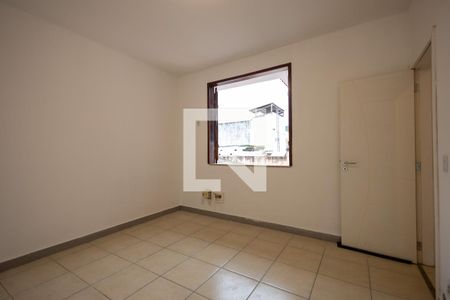 Casa à venda com 175m², 4 quartos e sem vaga Casa à venda com 175m², 4 quartos e sem vagaQuarto 3