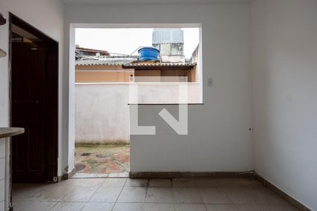 Casa à venda com 175m², 4 quartos e sem vaga Casa à venda com 175m², 4 quartos e sem vagaÁrea de Serviço