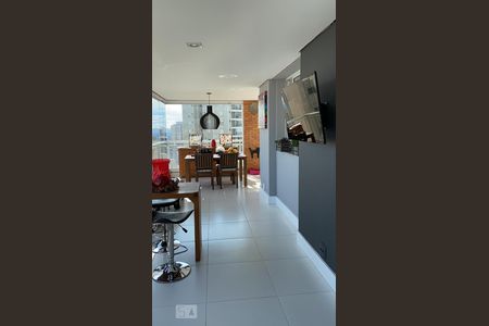 Apartamento para alugar com 260m², 3 quartos e 4 vagas