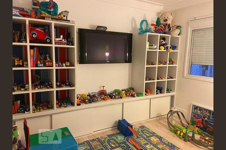 Apartamento para alugar com 260m², 3 quartos e 4 vagas Apartamento para alugar com 260m², 3 quartos e 4 vagasQuarto