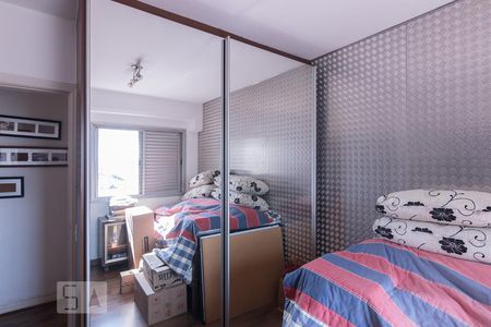 Apartamento à venda com 210m², 4 quartos e 2 vagas Apartamento à venda com 210m², 4 quartos e 2 vagasQuarto 2