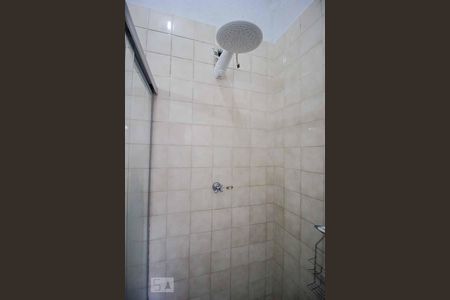 Casa à venda com 500m², 3 quartos e 4 vagas Casa à venda com 500m², 3 quartos e 4 vagasBanheiro Suíte