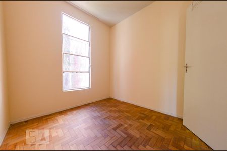 Quarto 1 de apartamento para alugar com 3 quartos, 70m² em Padre Eustáquio, Belo Horizonte
