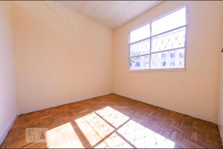 Quarto 3 de apartamento para alugar com 3 quartos, 70m² em Padre Eustáquio, Belo Horizonte