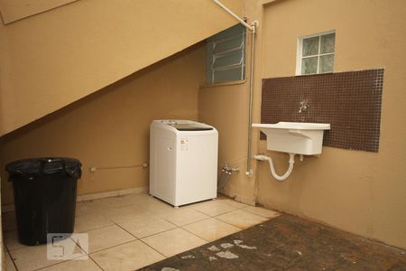Área de serviço de kitnet/studio para alugar com 1 quarto, 15m² em Vila Monumento, São Paulo