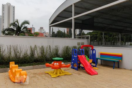 Apartamento à venda com 90m², 2 quartos e 2 vagasÁrea Comum - Playground