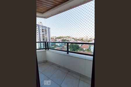 Apartamento à venda com 170m², 3 quartos e 2 vagasVaranda quarto 2 suíte