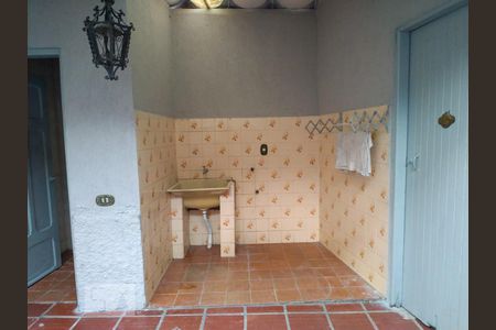 Casa à venda com 180m², 3 quartos e 2 vagas Casa à venda com 180m², 3 quartos e 2 vagasÁrea de Serviço