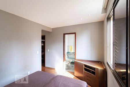 Apartamento para alugar com 180m², 4 quartos e 2 vagas Apartamento para alugar com 180m², 4 quartos e 2 vagasSuíte 1