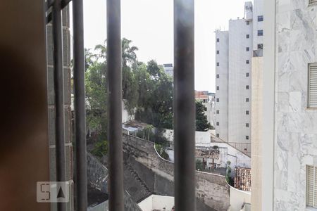 Apartamento para alugar com 180m², 4 quartos e 2 vagas Apartamento para alugar com 180m², 4 quartos e 2 vagasVista do quarto 3