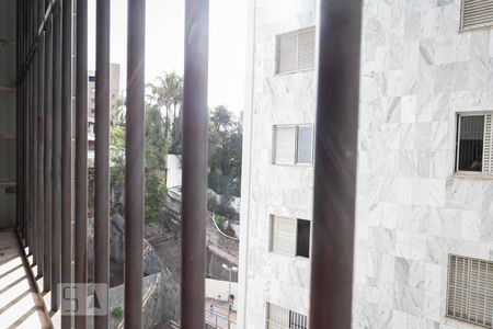 Apartamento para alugar com 180m², 4 quartos e 2 vagas Apartamento para alugar com 180m², 4 quartos e 2 vagasVista da copa