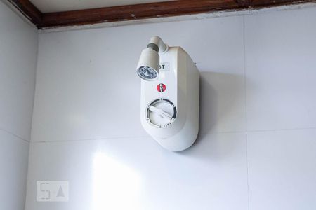 Apartamento para alugar com 180m², 4 quartos e 2 vagas Apartamento para alugar com 180m², 4 quartos e 2 vagasBanheiro social - chuveiro