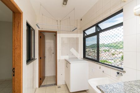 Apartamento à venda com 90m², 3 quartos e 2 vagas Apartamento à venda com 90m², 3 quartos e 2 vagasÁrea de Serviço