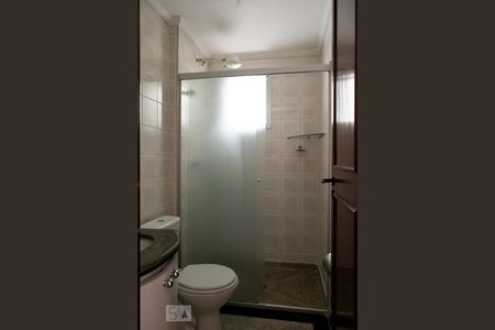 Apartamento à venda com 70m², 3 quartos e 2 vagas Apartamento à venda com 70m², 3 quartos e 2 vagasBANHEIRO