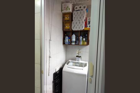 Apartamento à venda com 60m², 2 quartos e 1 vaga Apartamento à venda com 60m², 2 quartos e 1 vagaÁrea de Serviço