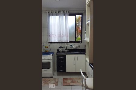 Apartamento à venda com 60m², 2 quartos e 1 vaga Apartamento à venda com 60m², 2 quartos e 1 vagaCozinha