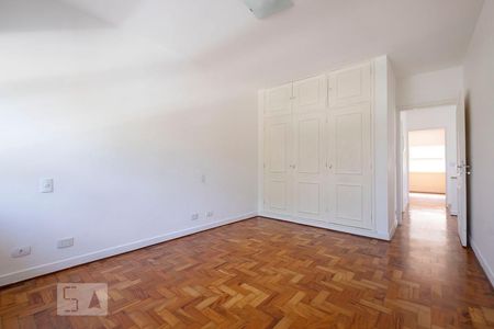 Casa à venda com 400m², 3 quartos e 2 vagas Casa à venda com 400m², 3 quartos e 2 vagasQuarto 2