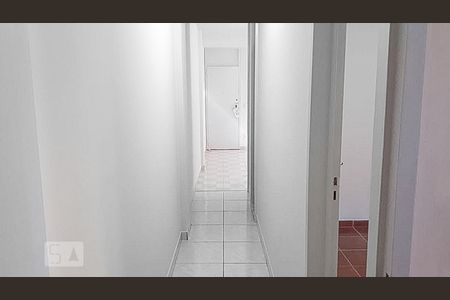 Corredor de apartamento para alugar com 2 quartos, 50m² em Cocotá, Rio de Janeiro