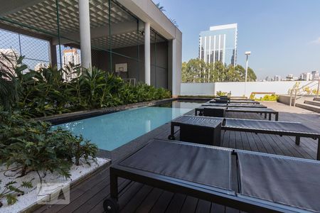 Studio à venda com 33m², 1 quarto e 1 vaga Studio à venda com 33m², 1 quarto e 1 vagaPiscina - Condomínio
