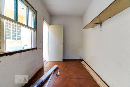 Casa à venda com 100m², 4 quartos e 2 vagas Casa à venda com 100m², 4 quartos e 2 vagasQuarto Edícula 1
