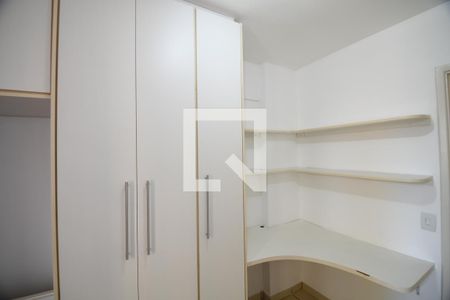 Quarto 1 de apartamento para alugar com 3 quartos, 75m² em Chácara Primavera, Campinas