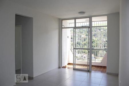 Sala de apartamento para alugar com 2 quartos, 65m² em Fonseca, Niterói