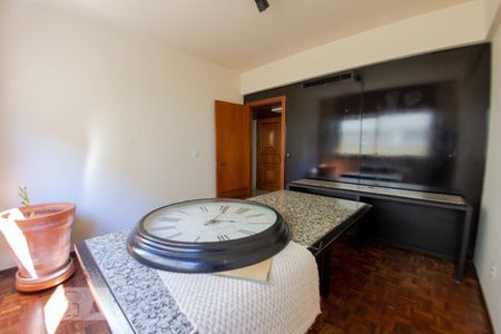 Apartamento à venda com 265m², 4 quartos e 2 vagas Apartamento à venda com 265m², 4 quartos e 2 vagasQuarto 1