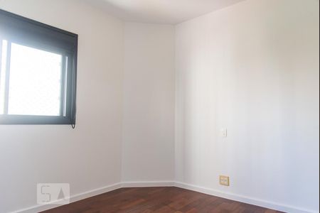 Apartamento à venda com 204m², 4 quartos e 4 vagas Apartamento à venda com 204m², 4 quartos e 4 vagasQuarto