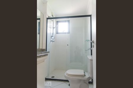 Apartamento à venda com 204m², 4 quartos e 4 vagas Apartamento à venda com 204m², 4 quartos e 4 vagasBanheiro