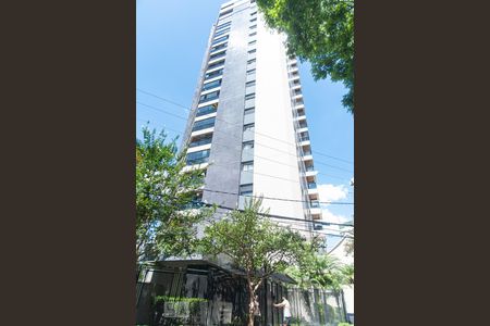 Apartamento à venda com 204m², 4 quartos e 4 vagas Apartamento à venda com 204m², 4 quartos e 4 vagasFachada