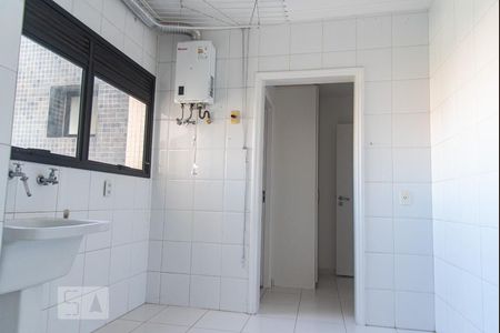 Apartamento à venda com 204m², 4 quartos e 4 vagas Apartamento à venda com 204m², 4 quartos e 4 vagasÁrea de serviço