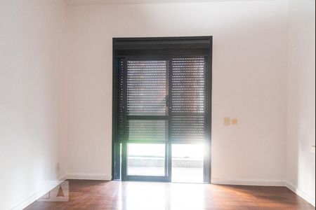 Apartamento à venda com 204m², 4 quartos e 4 vagas Apartamento à venda com 204m², 4 quartos e 4 vagasSuíte 1