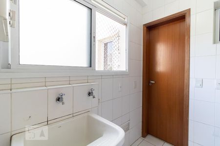 Apartamento para alugar com 80m², 3 quartos e 2 vagas Apartamento para alugar com 80m², 3 quartos e 2 vagasLavanderia